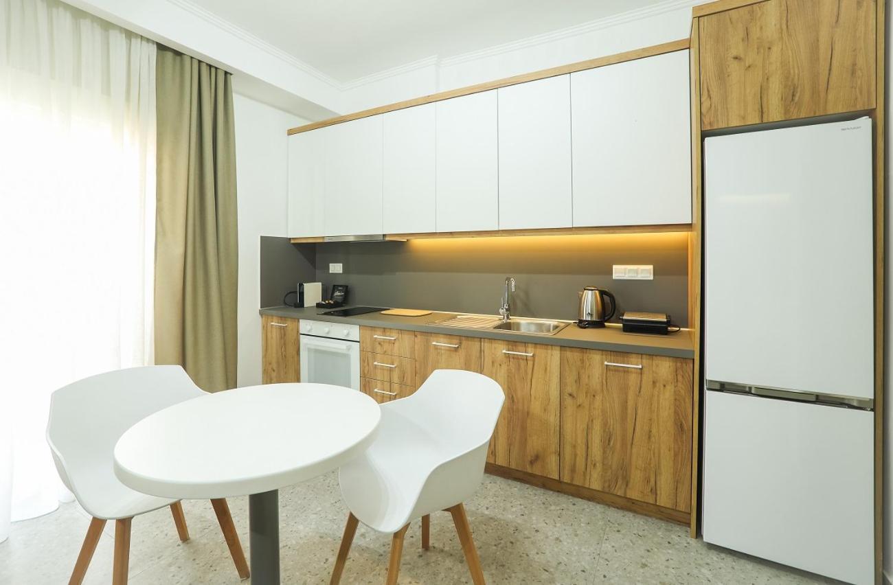 Alexandros Hotell Giannitsa Exteriör bild
